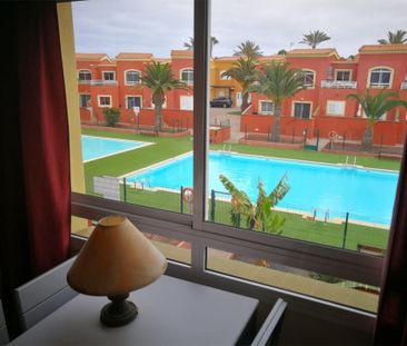 Apartamento de alquiler en Calle el Roque, 19, Corralejo - Photo 1
