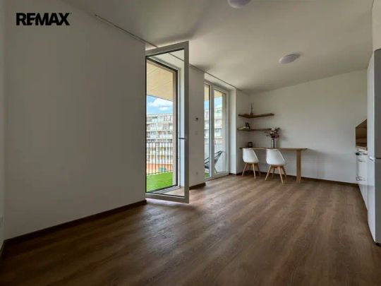 Pronájem nového vybaveného bytu 1+kk, 27,4 m - Фото 1