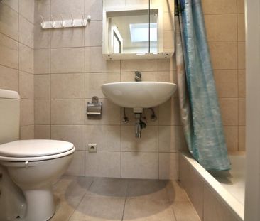 Instapklare, gezellige stadswoning met 3 slpk voor 725 EUR/mnd - Photo 1