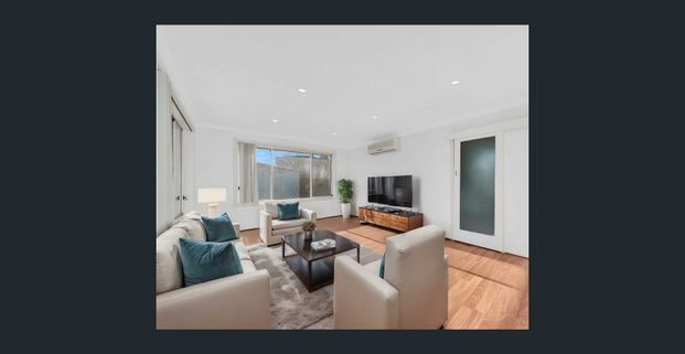 Charming 3 Bedroom Home - Photo 1