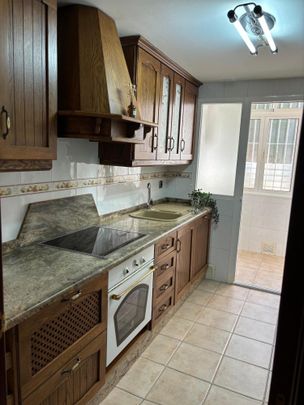 Middle Floor Apartment | Torre Del Mar | €1.300/Month - Photo 1