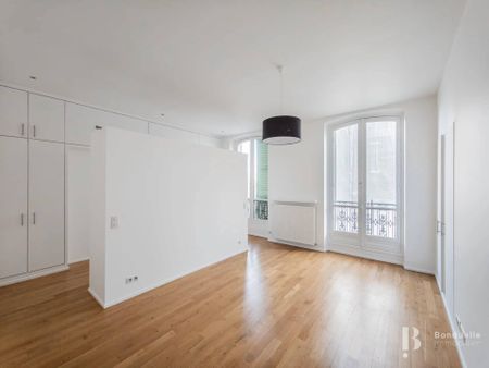 Rental Apartment Paris 8th - Photo 5