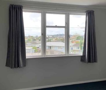 Space galore! - Photo 2