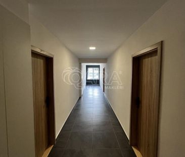 Pronájem bytu 1+kk 38 m2 - Fotografie 4