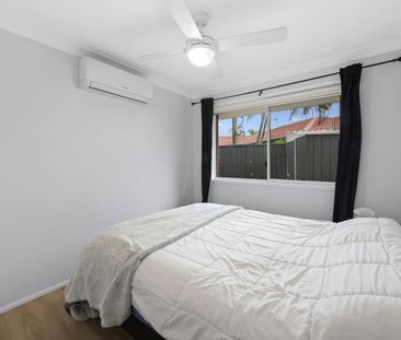 9 County Close, Parkwood QLD 4214 - House For Rent | Domain - Photo 4