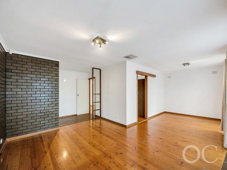 Open the Door to Family-Sized Comfort in a Quiet Netley Haven - Photo 2