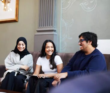 Bronze Studio - Photo 3