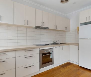 12/93 Ormond Road, Elwood VIC 3184 - Apartment For Rent | Domain - Photo 1