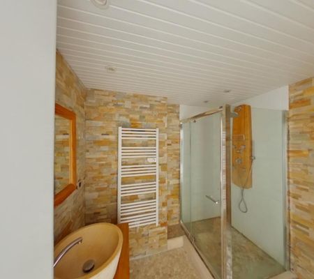 Location Appartement 3 pièces 71m² CHATELLERAULT 86100 - Photo 5