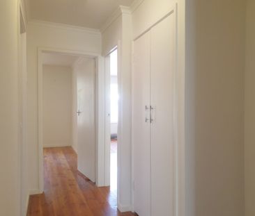 Single Level Private 2 Bedroom Villa Unit - Photo 2