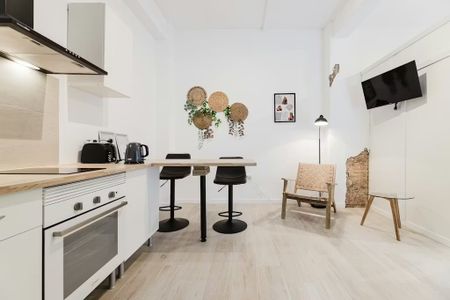 Carrer d Antonio Ponz, Valencia, Valencian Community 46011 - Photo 2