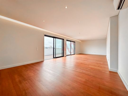 Apartamento T4 em Porto - Photo 1