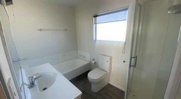 GREAT FAMILY HOME - Photo 1