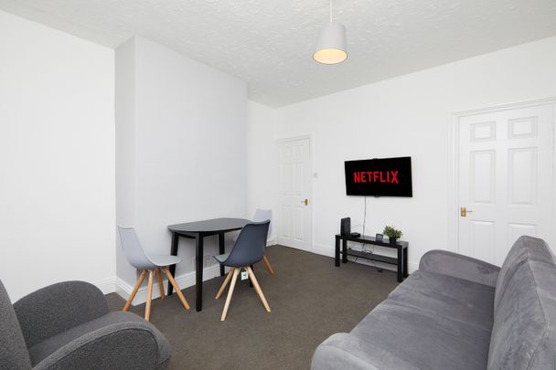 Four Bedroom House Share Derby Room 2 - Photo 1