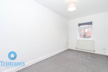 3 bed Town House for Rent - Photo 4