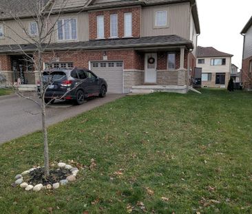 For Lease - 371 Vincent Drive, North Dumfries, Ontario - Photo 3