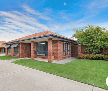 6 MONTH LEASE ONLY! - Photo 3