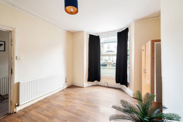 🌺 Large Victorian Terraced Property in Tottenham, N17 🌺 Room 1 - Photo 1