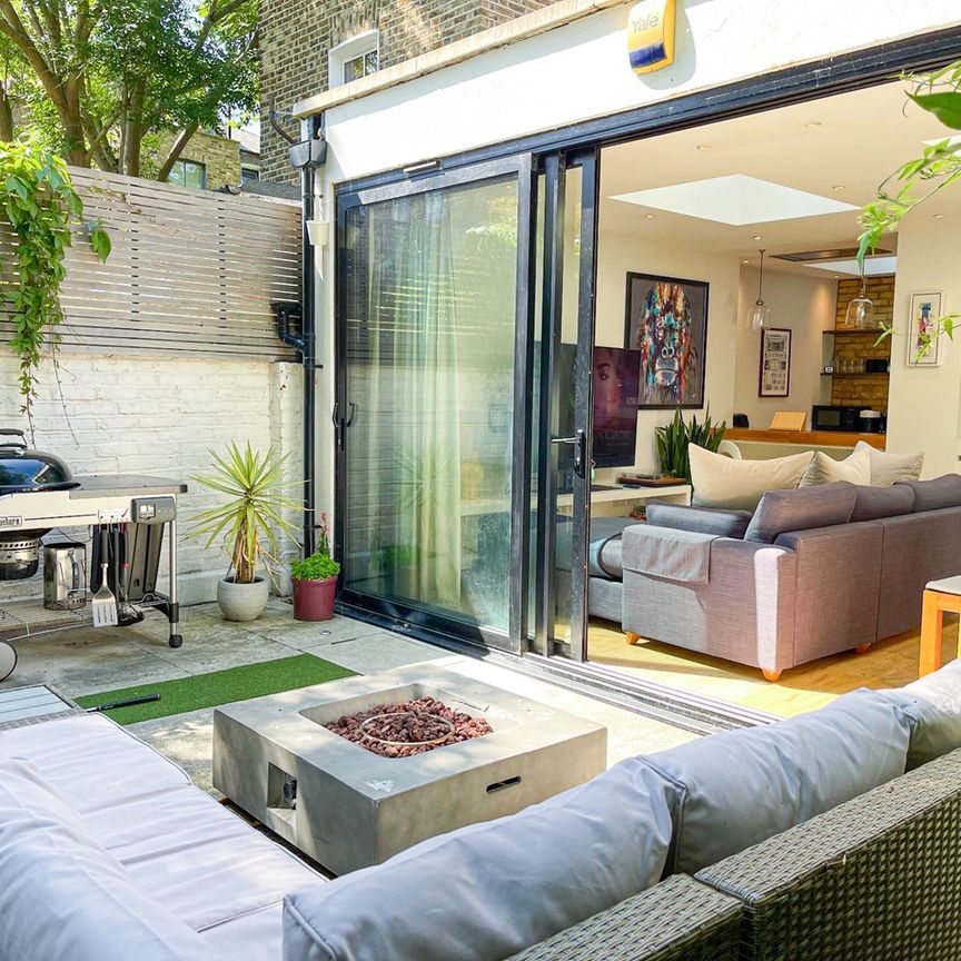 2 Bed Flat, Melrose Gardens, W6 - Photo 1