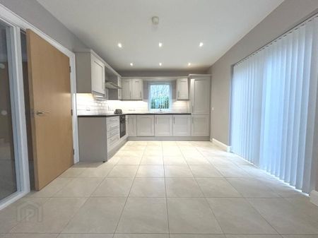 4 Murlough View Cottages, Dundrum Road, Newcastle, BT33 0XB - Photo 2