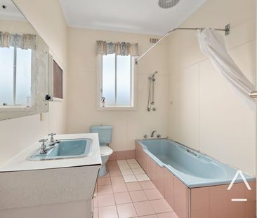 You won't believe the view!! - Photo 6