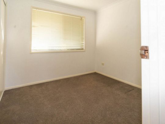 1 Nolan Chase, Parkwood - Photo 1