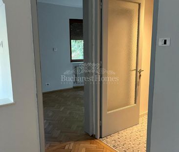 Updated Place With Character, Three Bedrooms in Art Deco Villa- Kiseleff - Photo 6