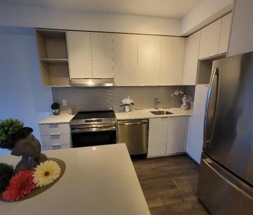 For Lease - 2520 Eglinton Avenue Unit# 1016, Mississauga, Ontario - Photo 2