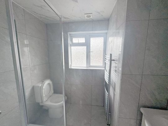 Room in a Shared House, Stothard Road, BS7 - Photo 1