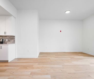 For Lease - 121 MARY Street Unit# 221, Clearview, Ontario - Photo 2