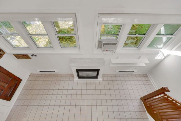 For Lease - 321 Palmerston Boulevard Unit# Coach House, Toronto, Ontario - Photo 1