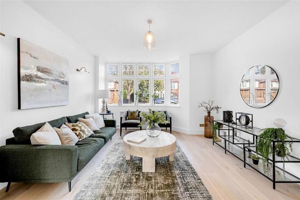 4 bedroom house to rent - Photo 1