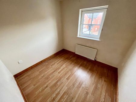 3 bedroom semi-detached house to rent - Photo 3