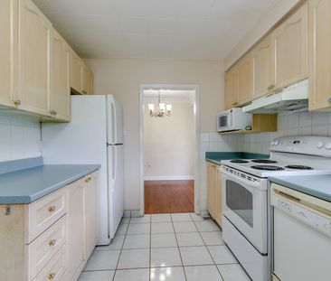 For Lease - 235 Tweedsdale Crescent, Oakville, Ontario - Photo 6