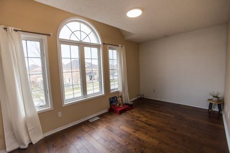 For Lease - 81 Crown Victoria ( Upper) Drive, Brampton, Ontario - Photo 5