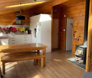 Lovely 3 bedroom Lockwood home - Photo 3