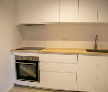 Volledig gerenoveerd appartement in het centrum. - Photo 6