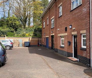 12a North Road, Carrickfergus, BT38 8LR - Photo 4