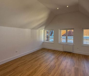 Appartement te huur in Tournai voor € 600 met 1 slaapkamer - Photo 5