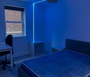 2 bedroom flat to rent - Photo 6