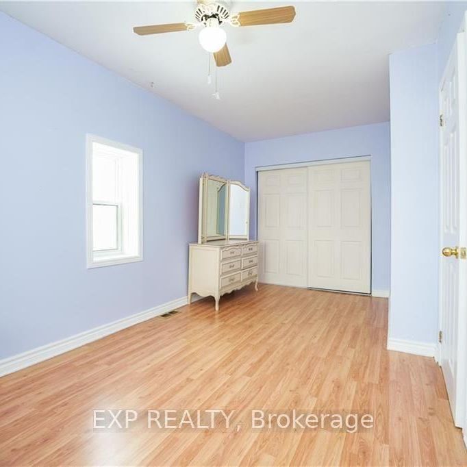 For Lease - 310 Shakespeare Street, Vanier and Kingsview Park, Ontario - Photo 1