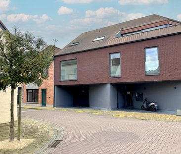 - HEUSDEN - Appartement met 3 slpk, terras en staanplaats - Photo 1