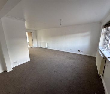 4 bedroom semi-detached house to rent - Photo 1