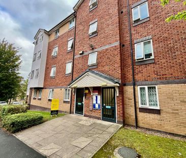 1 bedroom in a flat share to rent - Photo 2