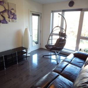 Fully Furnished 2-bedroom Condo in LaSalle - Photo 2