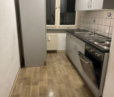 Helle 2-Raum Wohnung mit kostenloser Einbauküche in Rehmsdorf - Foto 1