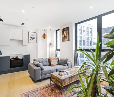 Studio to rent - Photo 1