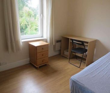 Bedroom Detached House In Charminster, BH9 - Photo 5