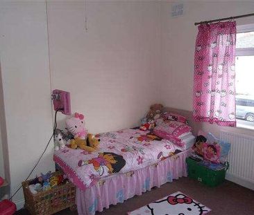 Rockwood Crescent, Hucknall, Nottingham, NG15 - Photo 4