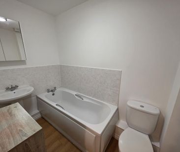 2 bedroom maisonette to rent - Photo 6